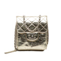 Chanel Matelassé Metallic vieilli Cuir de veau Clams Wallet on Chain