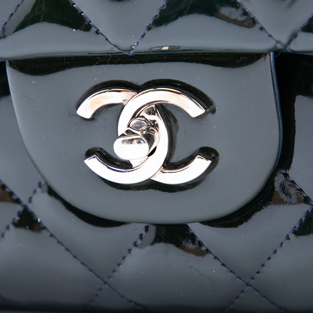 Chanel Jumbo Classic Cuir verni Double rabat