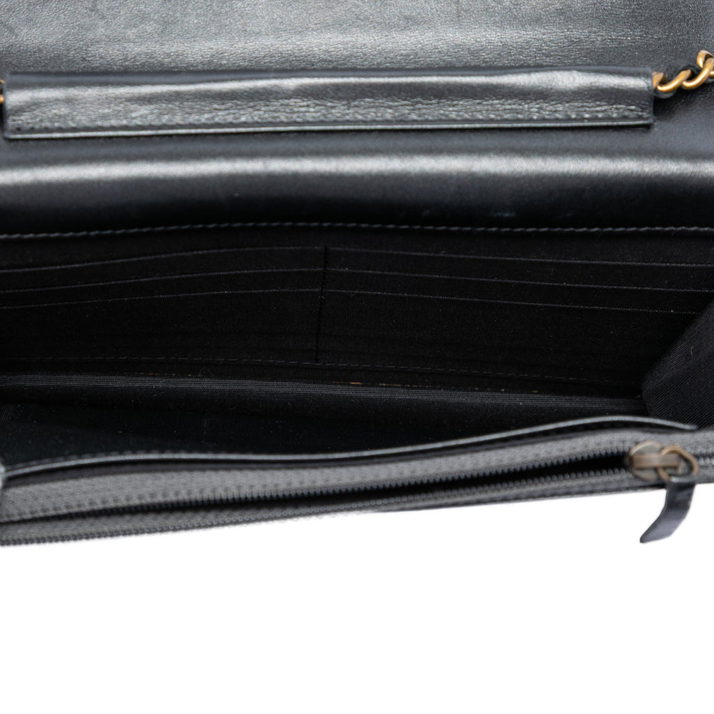 Chanel Matelassé Cuir d’agneau Double Stitch Boy Wallet on Chain