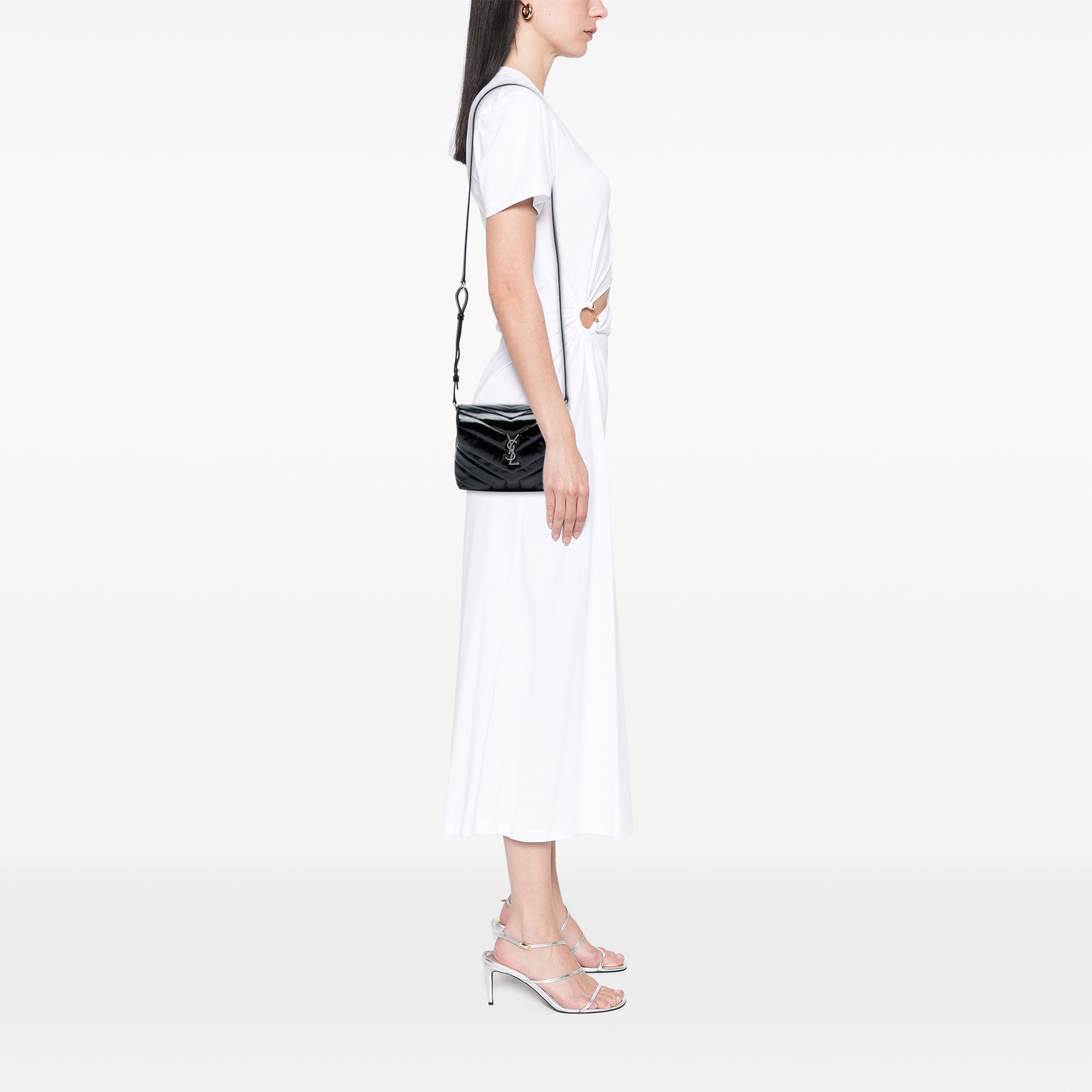 Saint Laurent Toy Matelasse Cuir verni Monogram LouLou Sac porté croisé