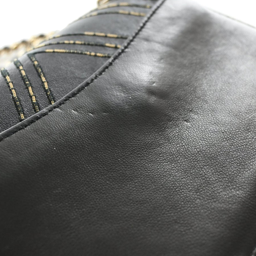 Chanel Small Chevron Sheepskin Subtle à rabat