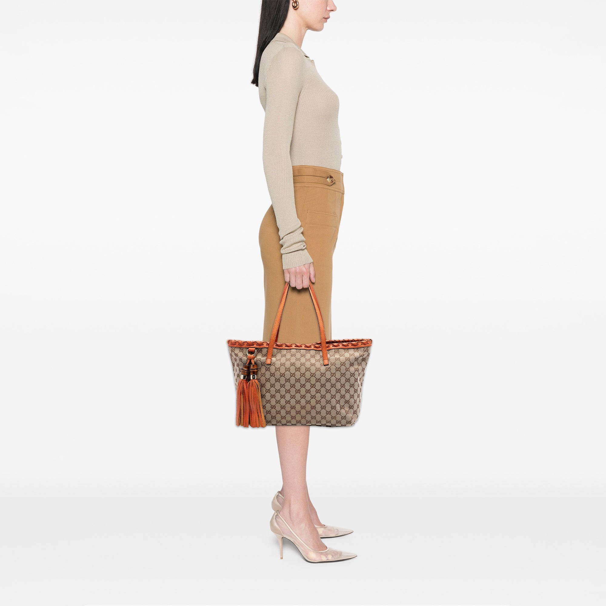 Gucci Medium GG Toile Bamboo Pompon Cabas