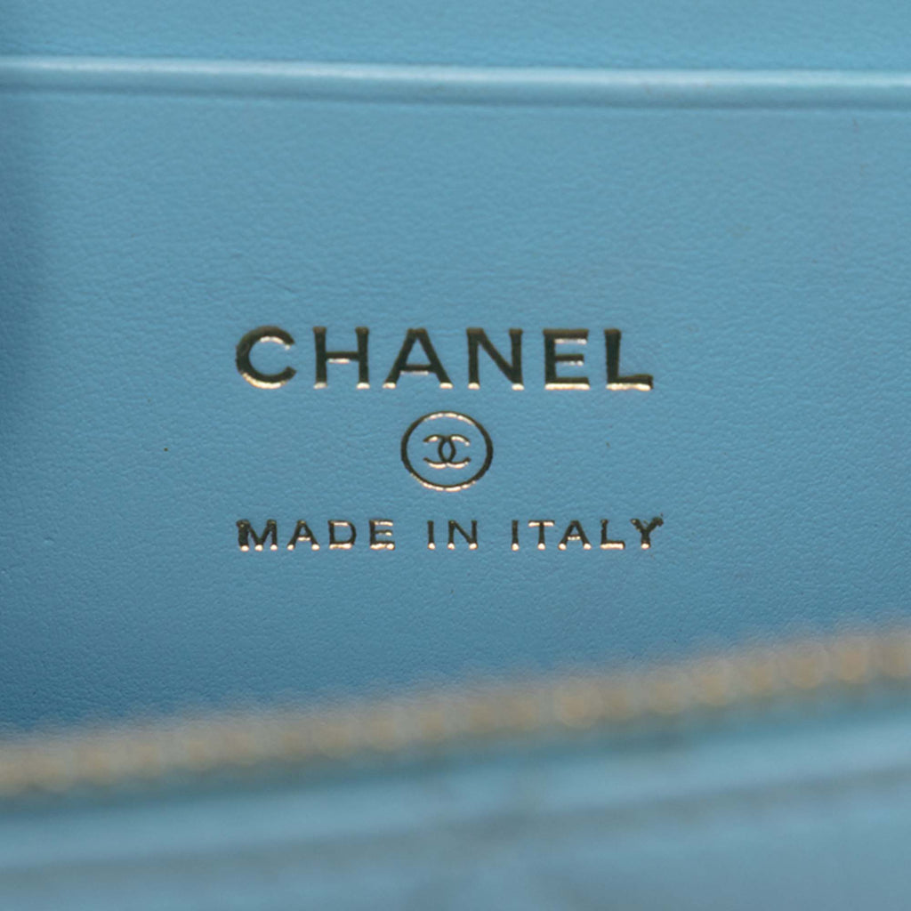 Chanel Caviar Pick Me Up Vanity