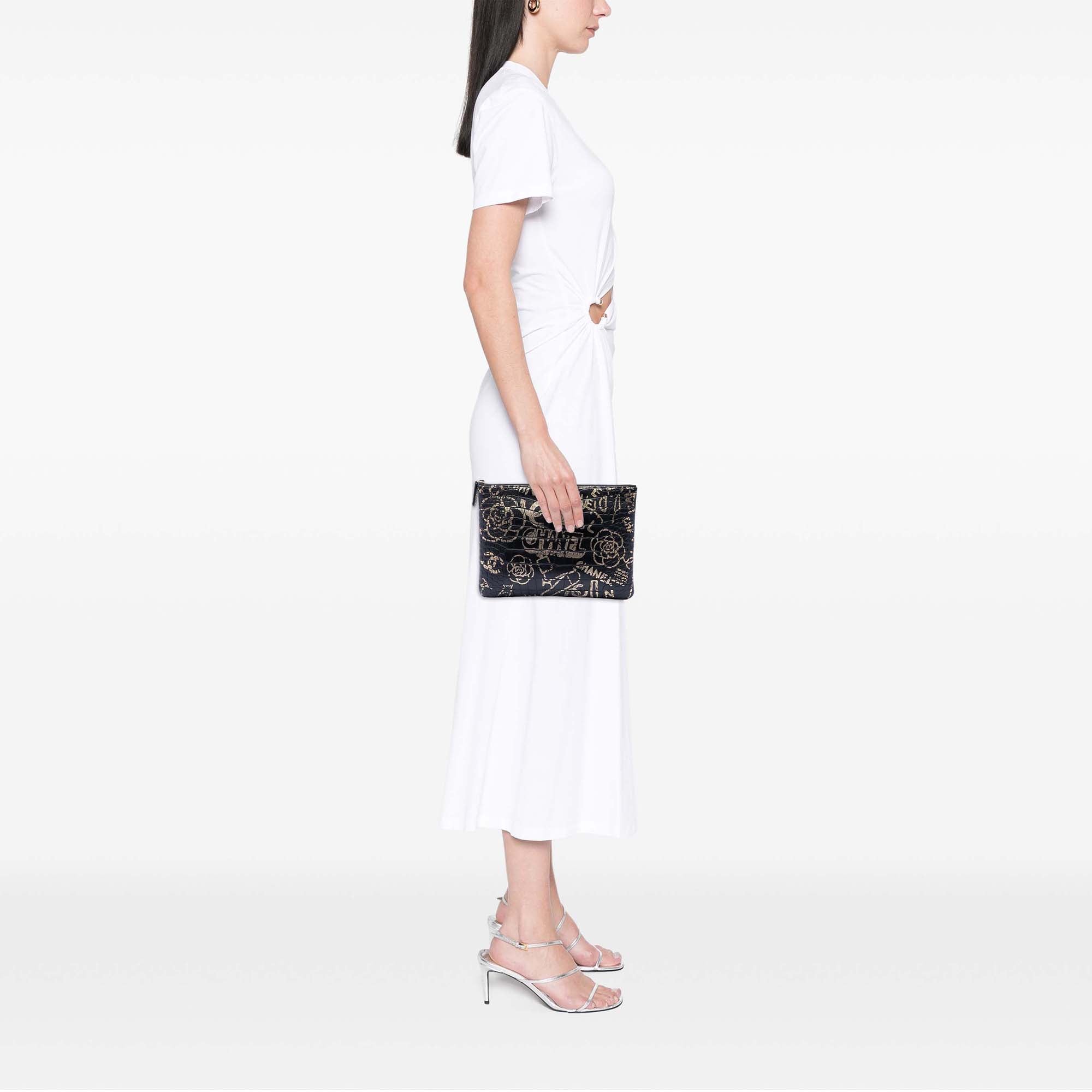 Chanel Crocodile embossé Cuir de veau Cocodile Graffiti 2.55 Reissue Pochette