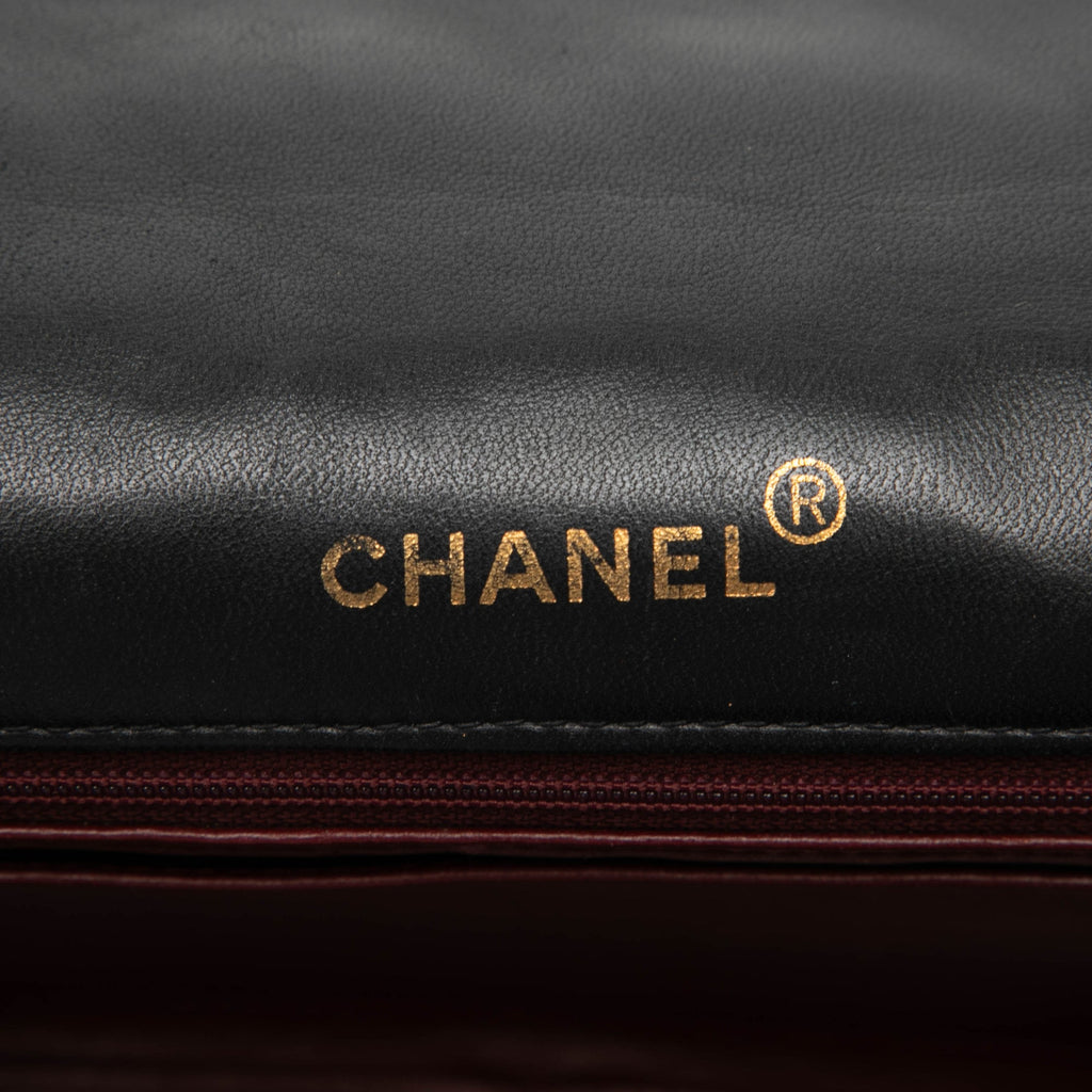 Chanel Medium Cuir d’agneau Diana Rabat intégral
