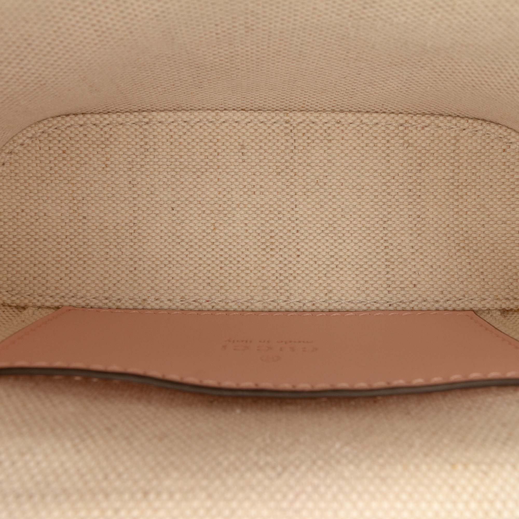 Gucci Mini GG Marmont Matelasse Cuir de veau anse supérieure Vanity Sac à chaîne
