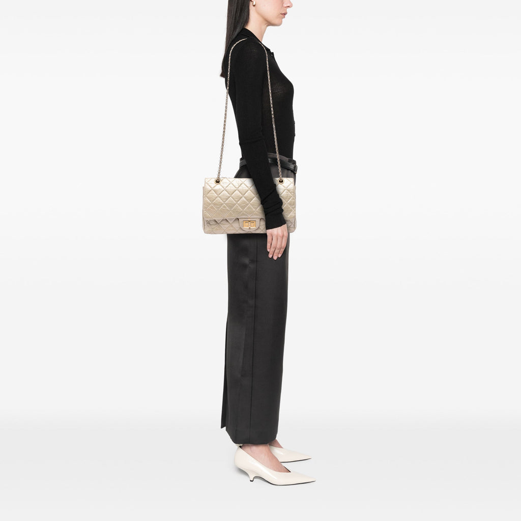 Chanel Metallic vieilli Cuir de veau Reissue 2.55 Double rabat 227