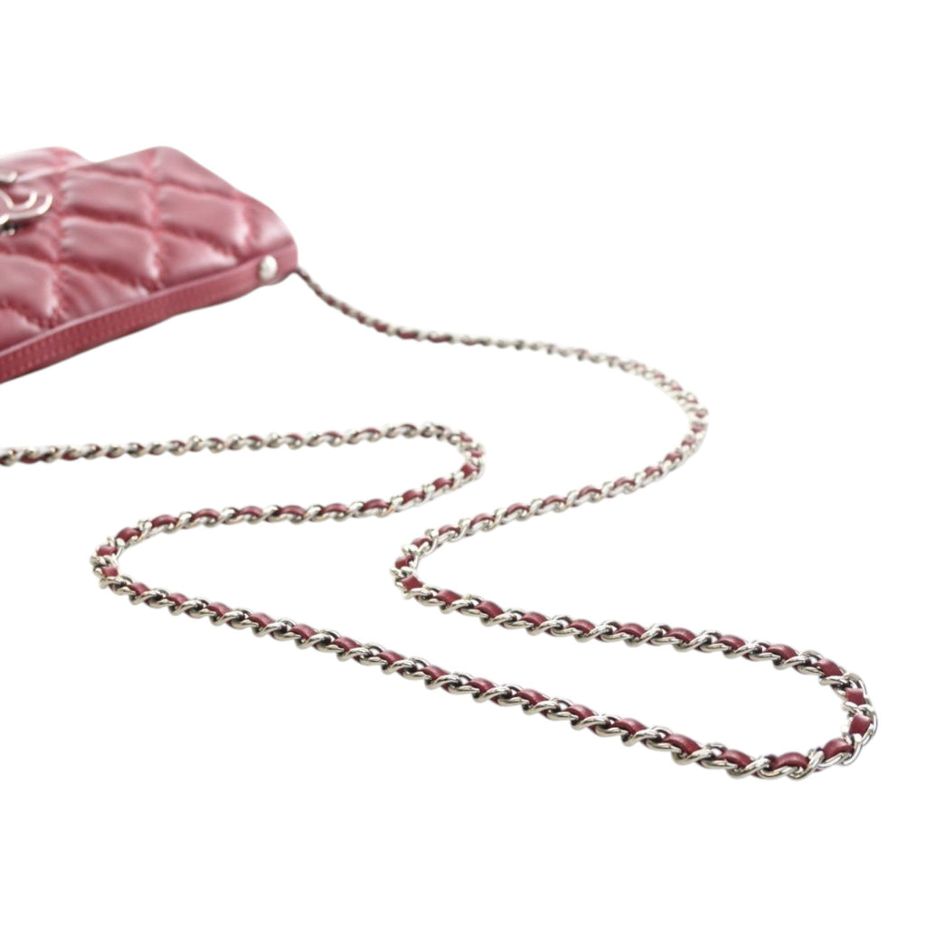 Chanel Matelassé Cuir de veau Double Stitch Hamptons Pochette avec chaîne