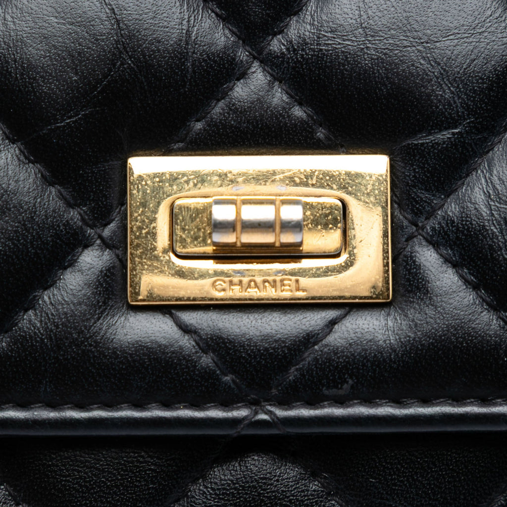 Chanel Matelassé vieilli Cuir de veau Reissue 2.55 Wallet on Chain