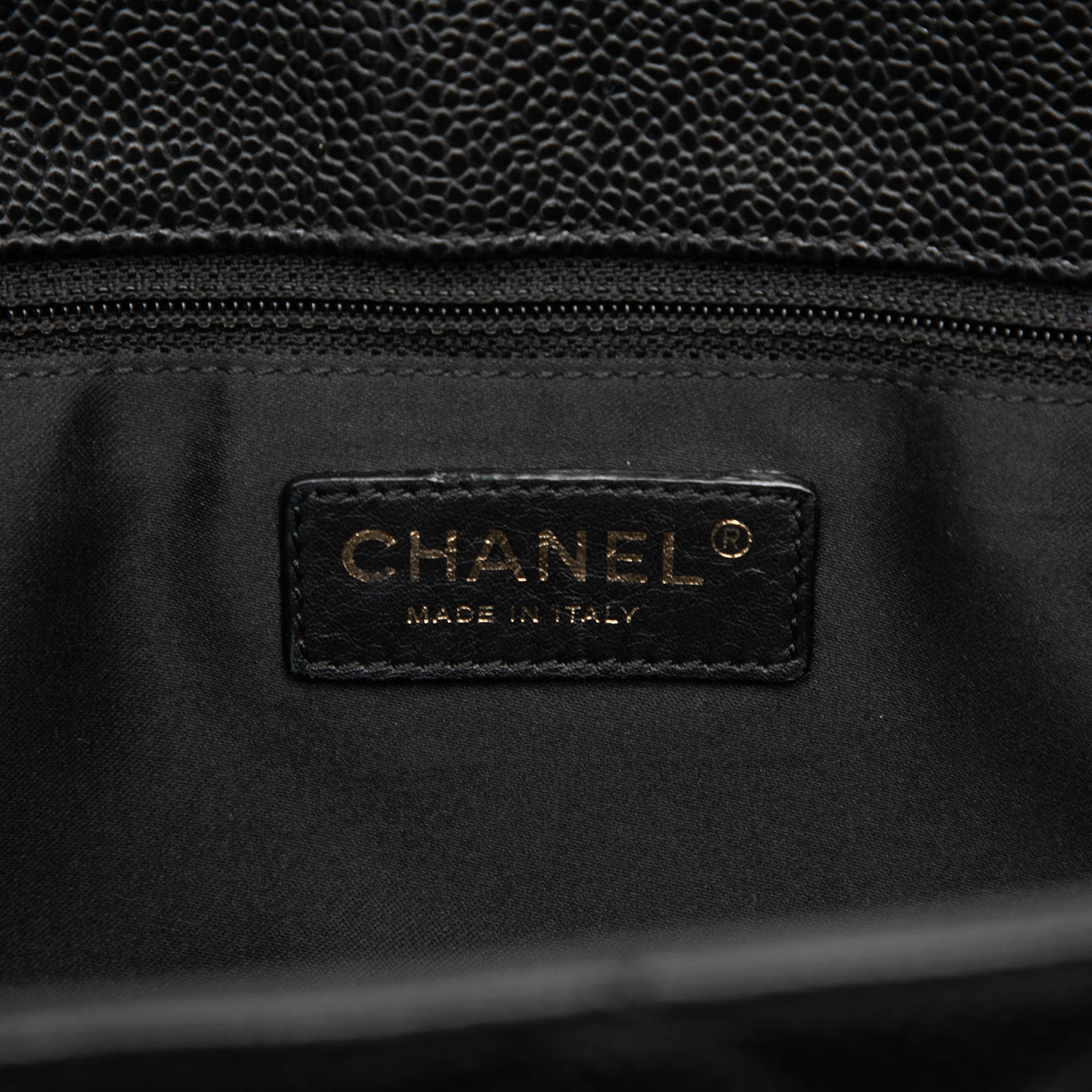 Chanel Caviar Grand Shopping Cabas