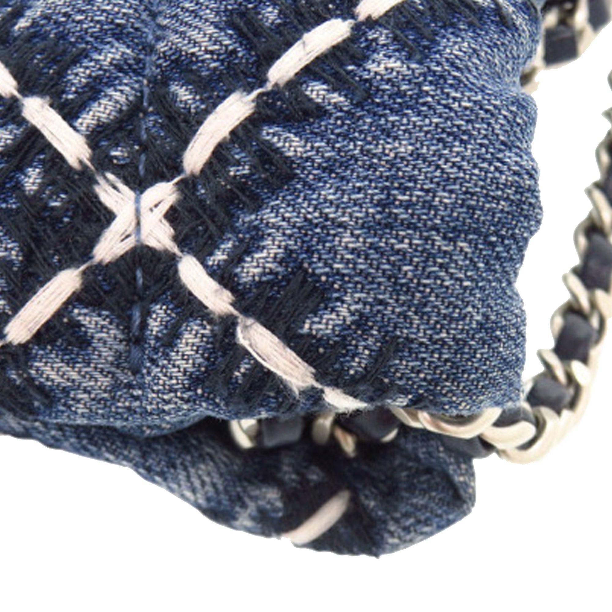 Chanel Mini Jean Surpiqué 22 Sac à main