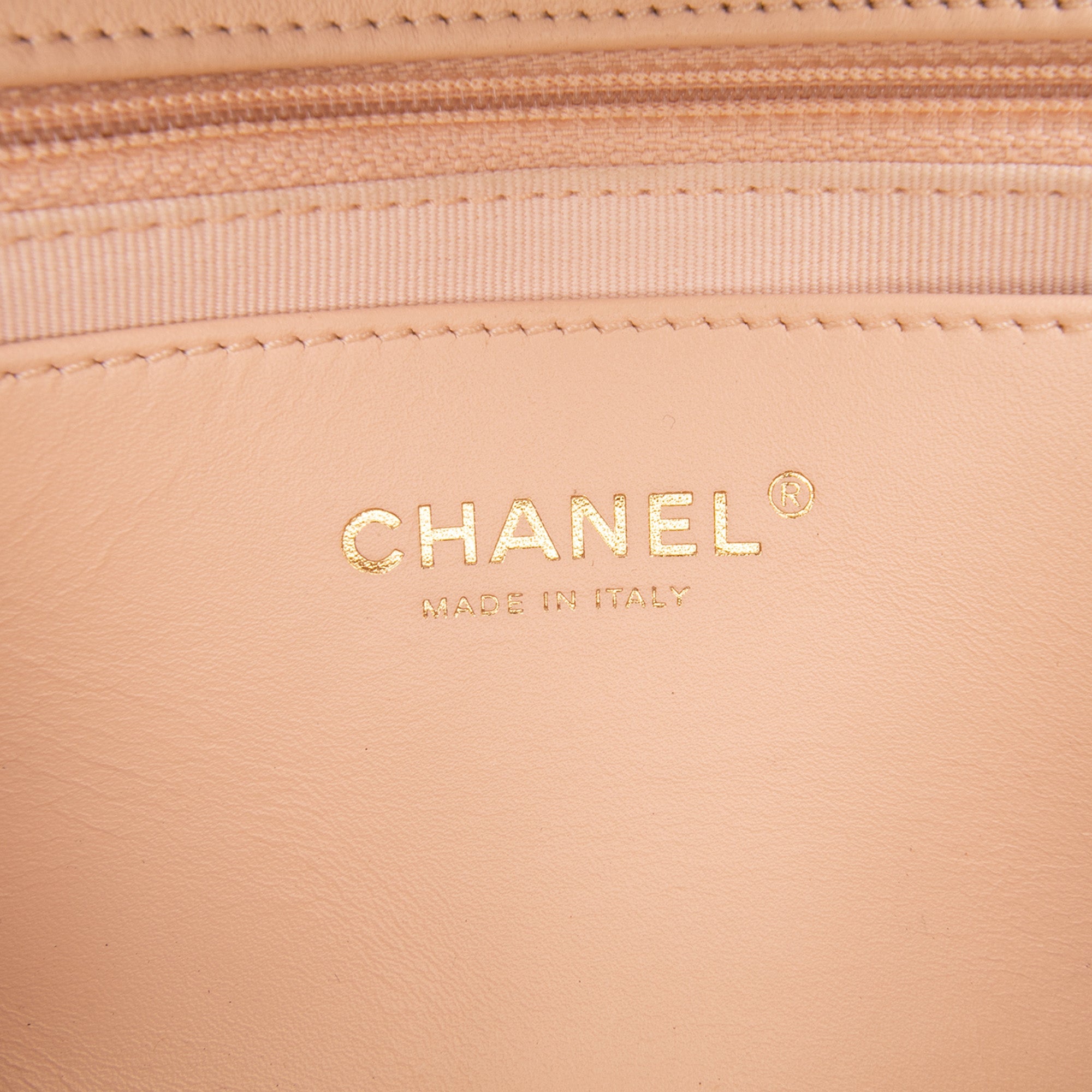 Chanel Matelassé Cuir d’agneau Fancy Jewel Simple rabat