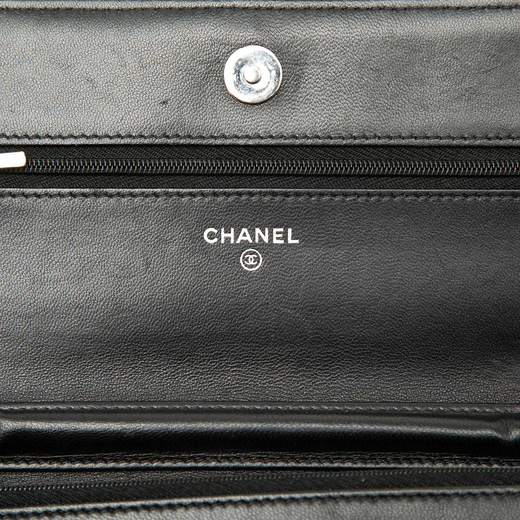 Chanel CC Matelassé Cuir d’agneau Wallet on Chain