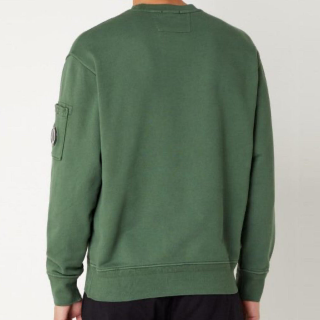 Cp Company Loose Fit Lens Diagonal Fleece Resist Dyed Sweatshirt In Duck Green