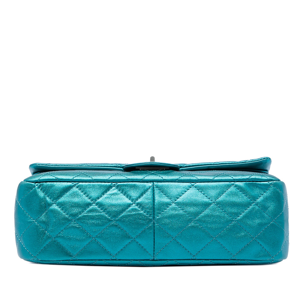 Chanel Matelassé Metallic Cuir de veau Reissue 2.55 à rabat 227