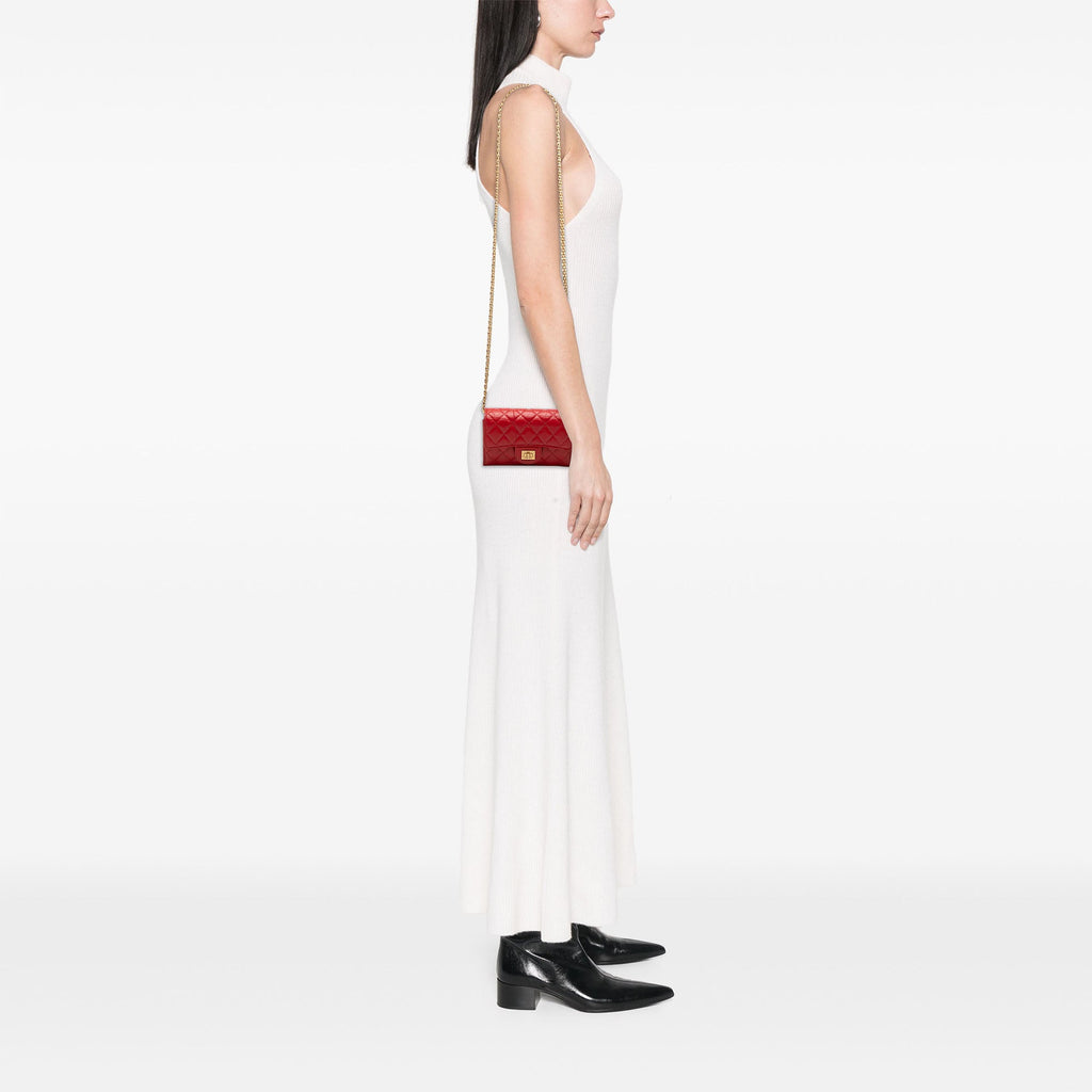 Chanel Matelassé vieilli Cuir de veau Reissue 2.55 Pochette avec chaîne