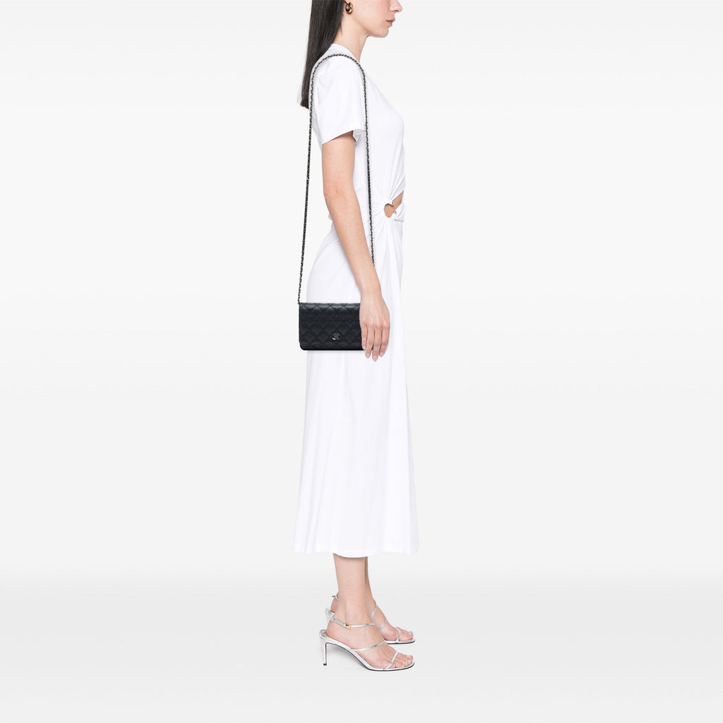 Chanel CC Matelassé Cuir de veau Double Stitch Hamptons Wallet on Chain