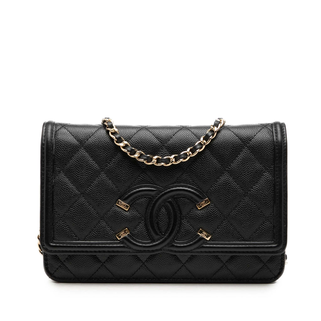 Chanel Caviar CC Filigree Wallet on Chain