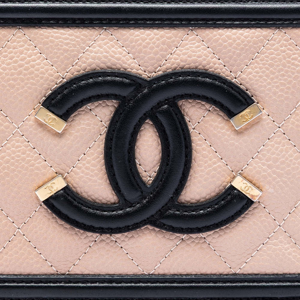 Chanel Mini Caviar CC Filigree Sac porté croisé