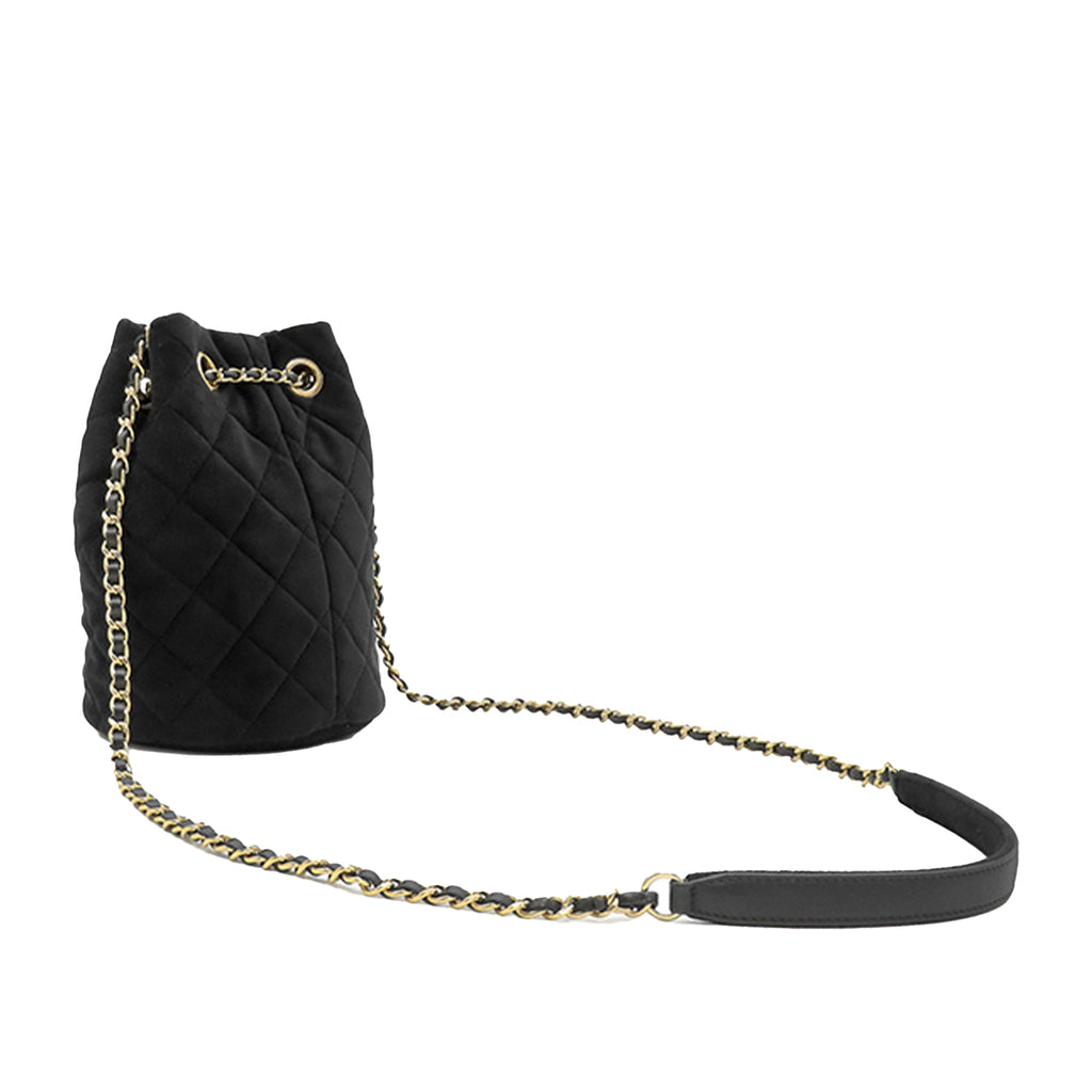 Chanel Matelassé Velours Cristal Perle Crush Bucket Sac