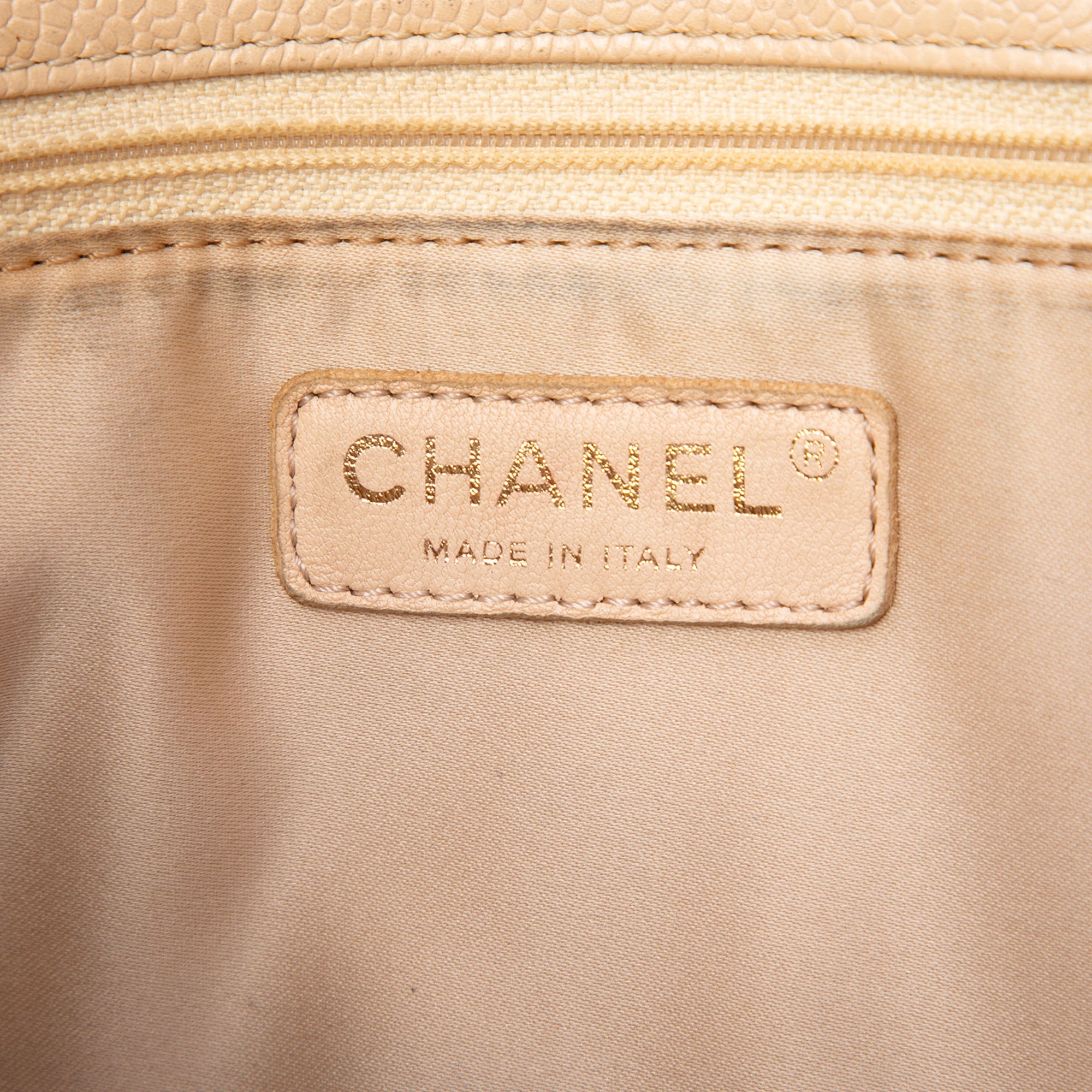 Chanel Caviar Grand Shopping Cabas
