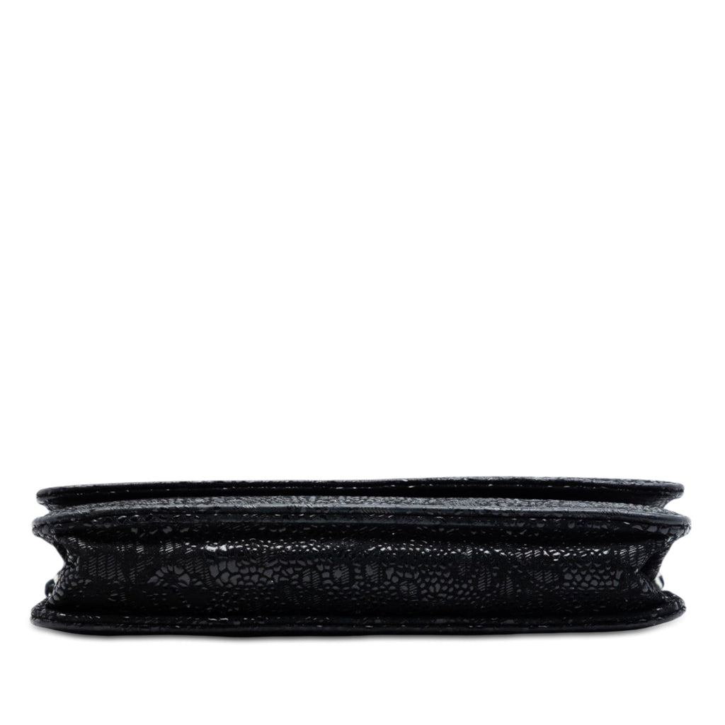 Chanel CC Lace Overlay Cuir de chèvre Wallet on Chain