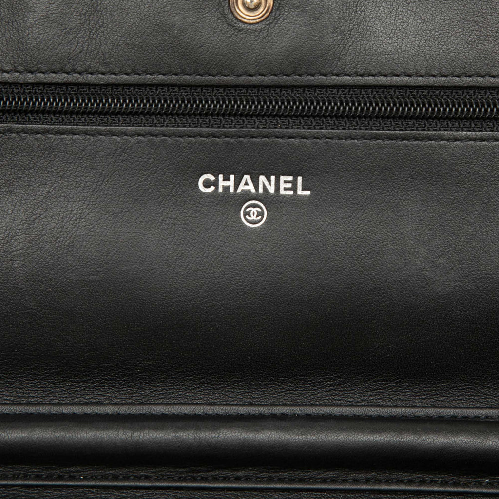 Chanel CC Matelassé Cuir verni Brilliant Wallet on Chain