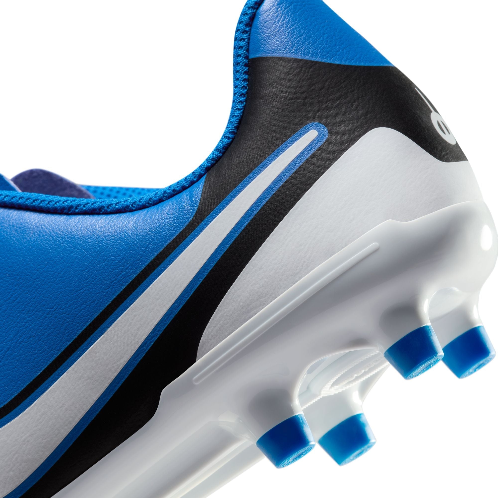 Nike Jr. Tiempo Legend 10 Club Little/Big Kids' Multi-Ground Low-Top Soccer Cleats