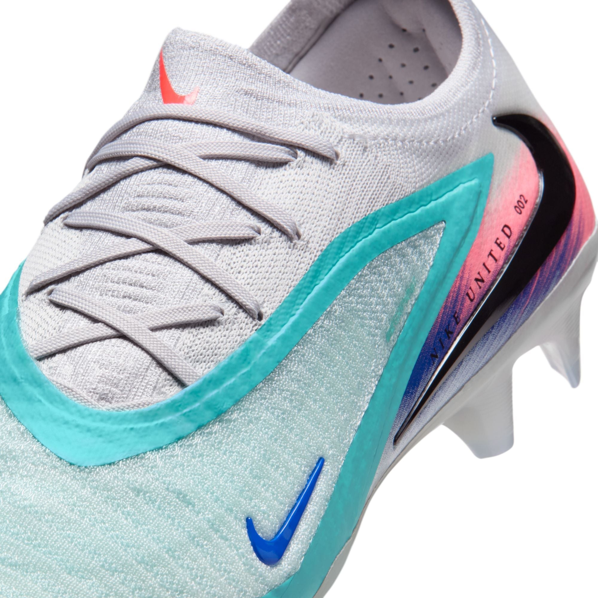 Nike United Phantom 6 Low Elite Firm-Ground Soccer Cleats