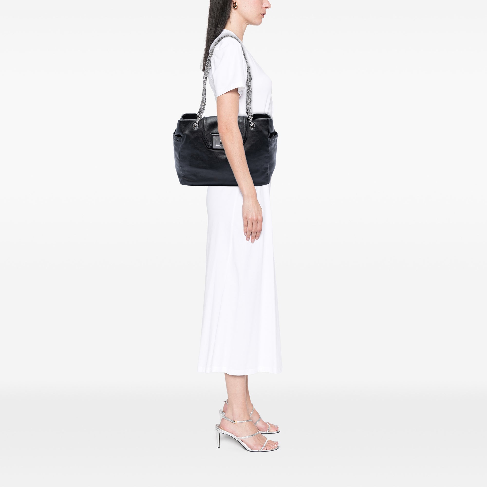 Chanel Large Cuir d’agneau Mademoiselle Lock Jewelry Cabas chaîne