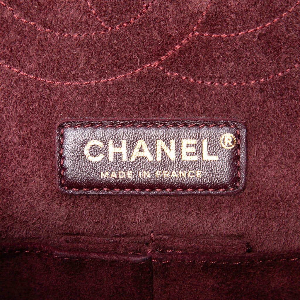 Chanel Édition limitée Cuir de veau Reissue 2.55 Medallion Double rabat 225