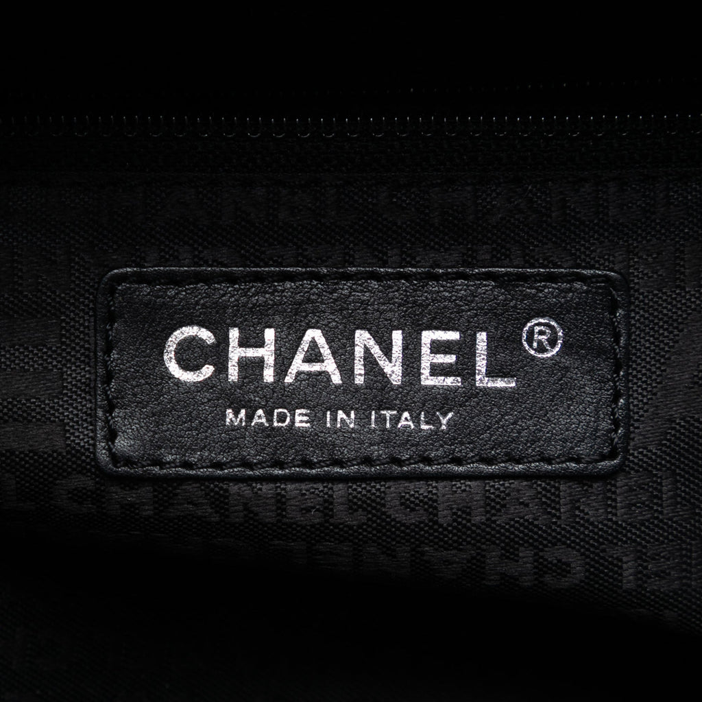 Chanel Small Distressed Cuir d’agneau Lady Braid Cabas