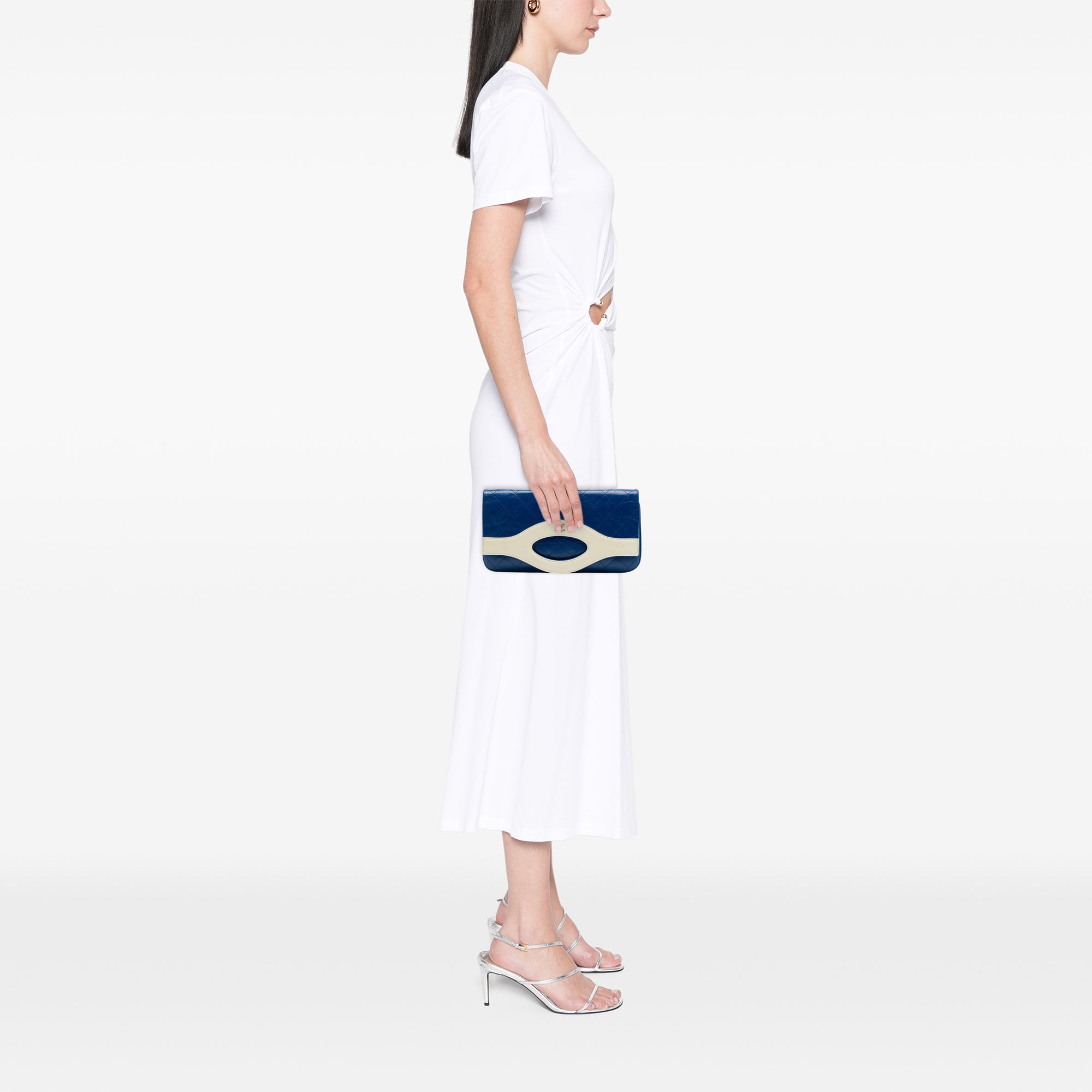 Chanel Small Bicolor vieilli Cuir de veau 31 Pochette