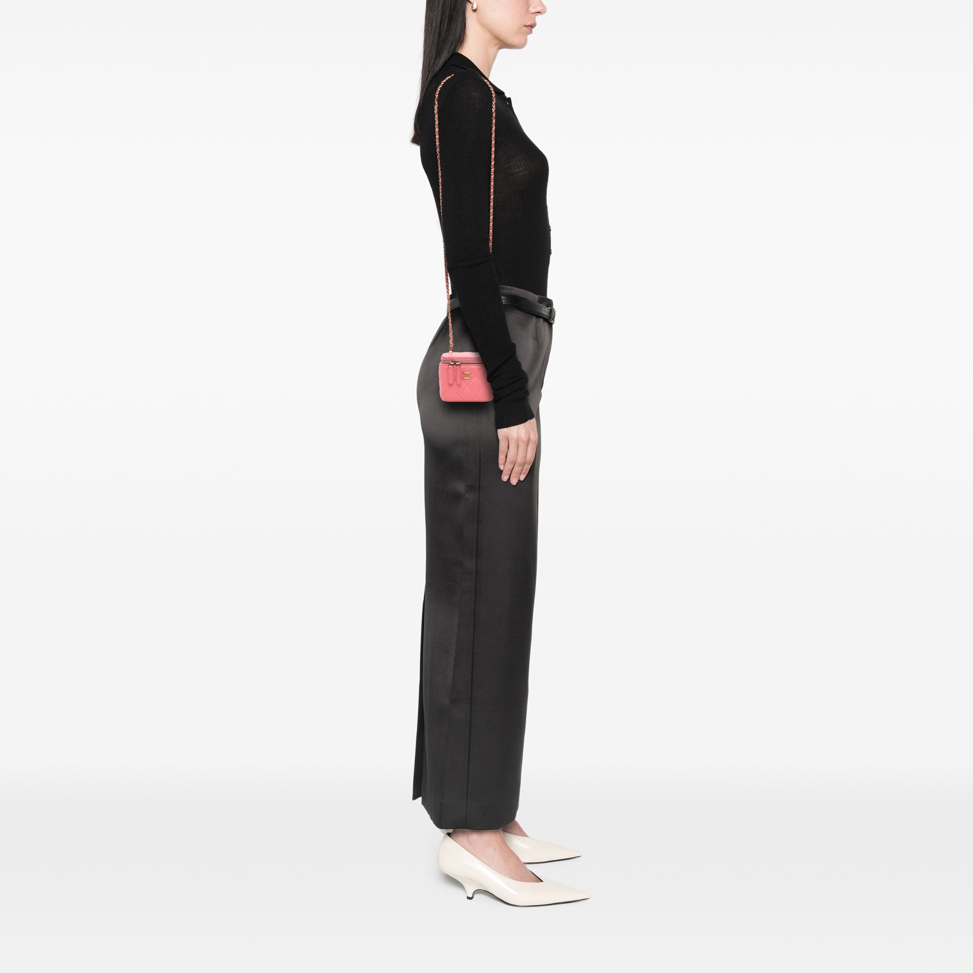 Chanel Mini Matelassé Cuir d’agneau Perle Crush Vanity avec chaîne