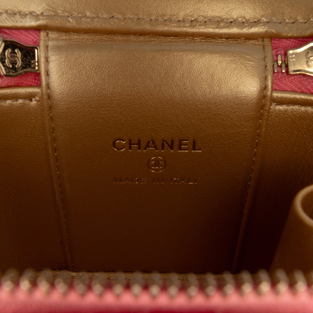 Chanel Mini Matelassé Cuir d’agneau Perle Crush Vanity avec chaîne