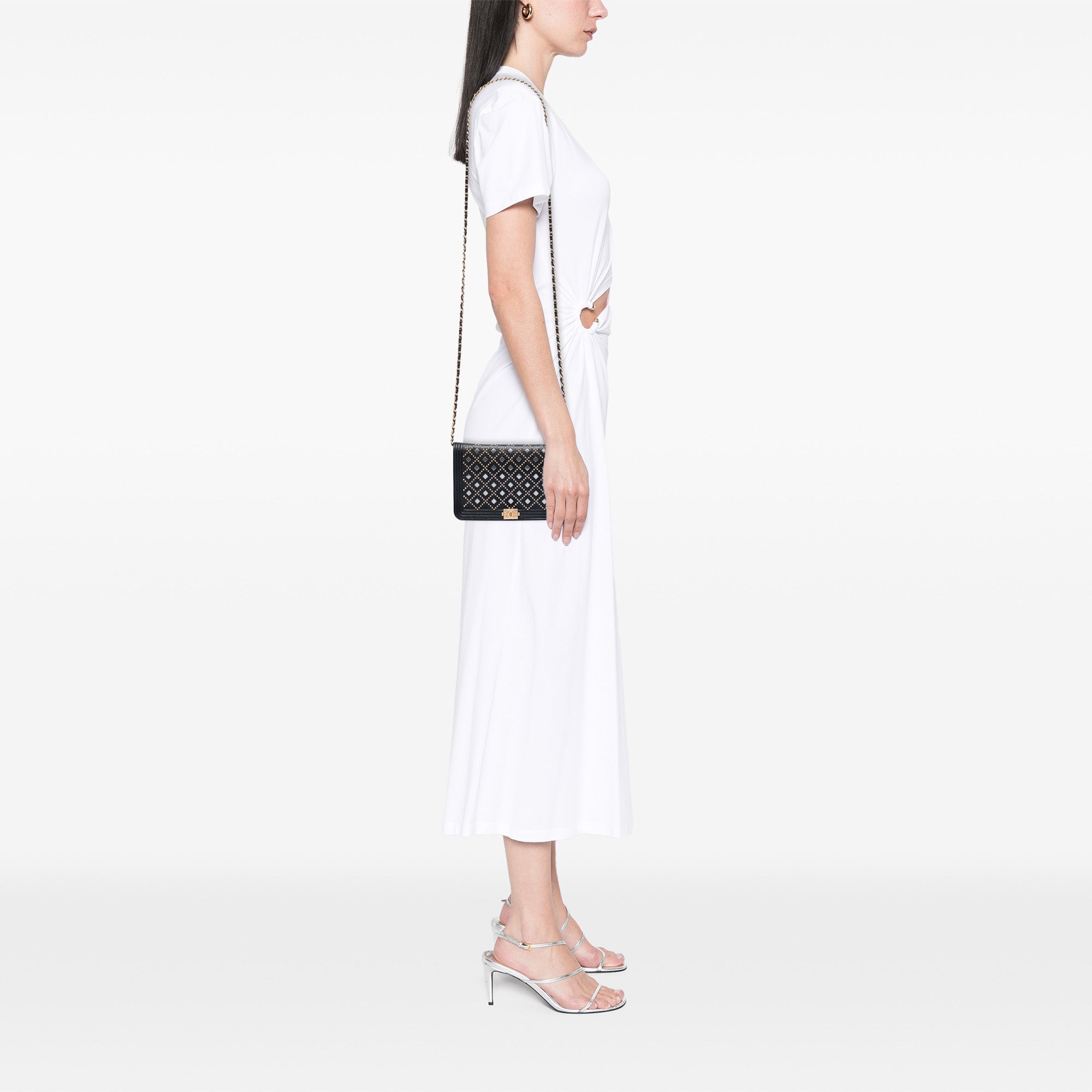Chanel clouté Cuir de veau grainé Boy Wallet on Chain