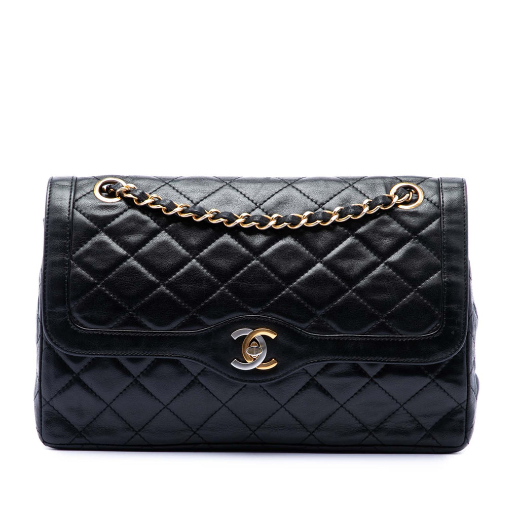 Chanel Édition limitée Paris Matelassé Cuir d’agneau Double rabat