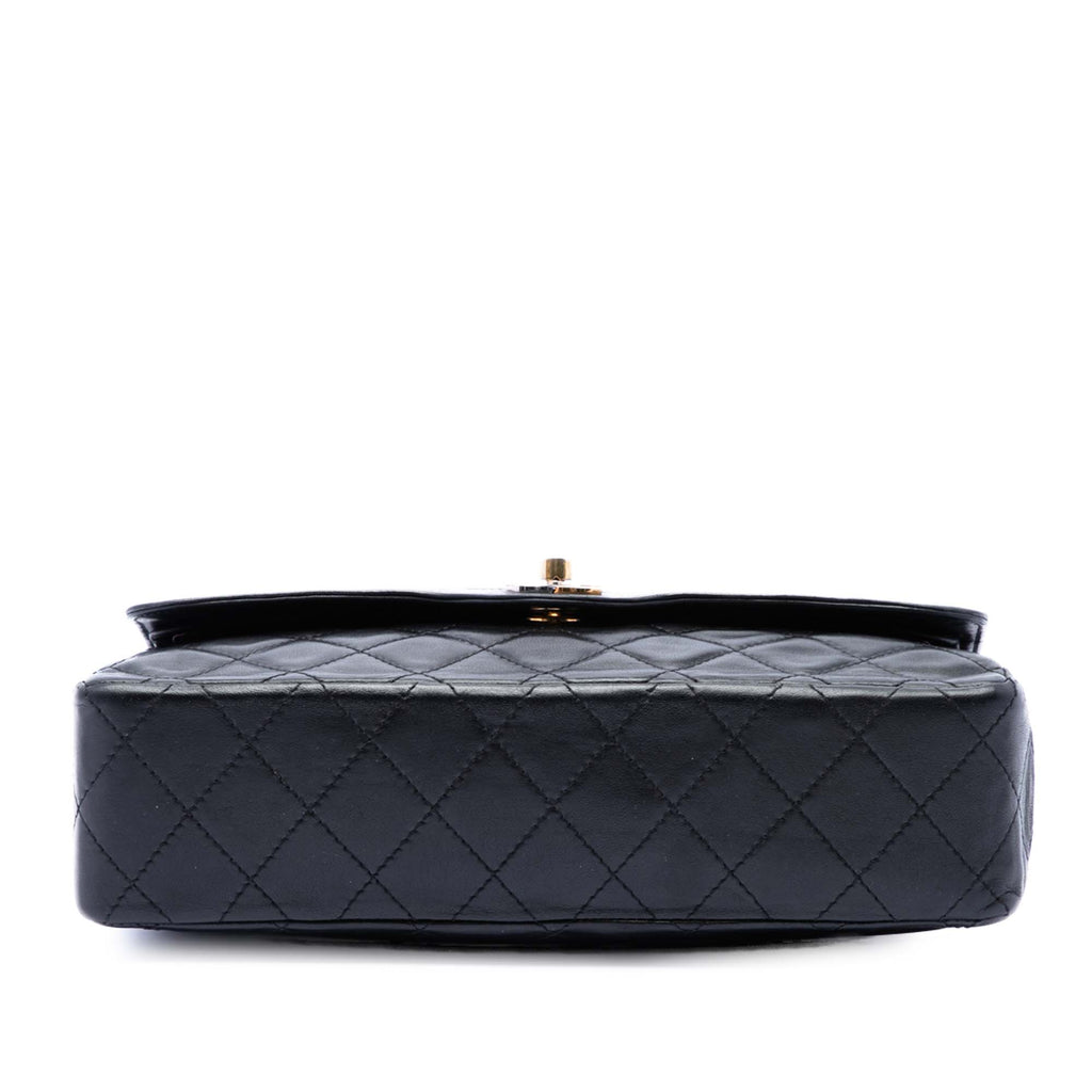 Chanel Édition limitée Paris Matelassé Cuir d’agneau Double rabat