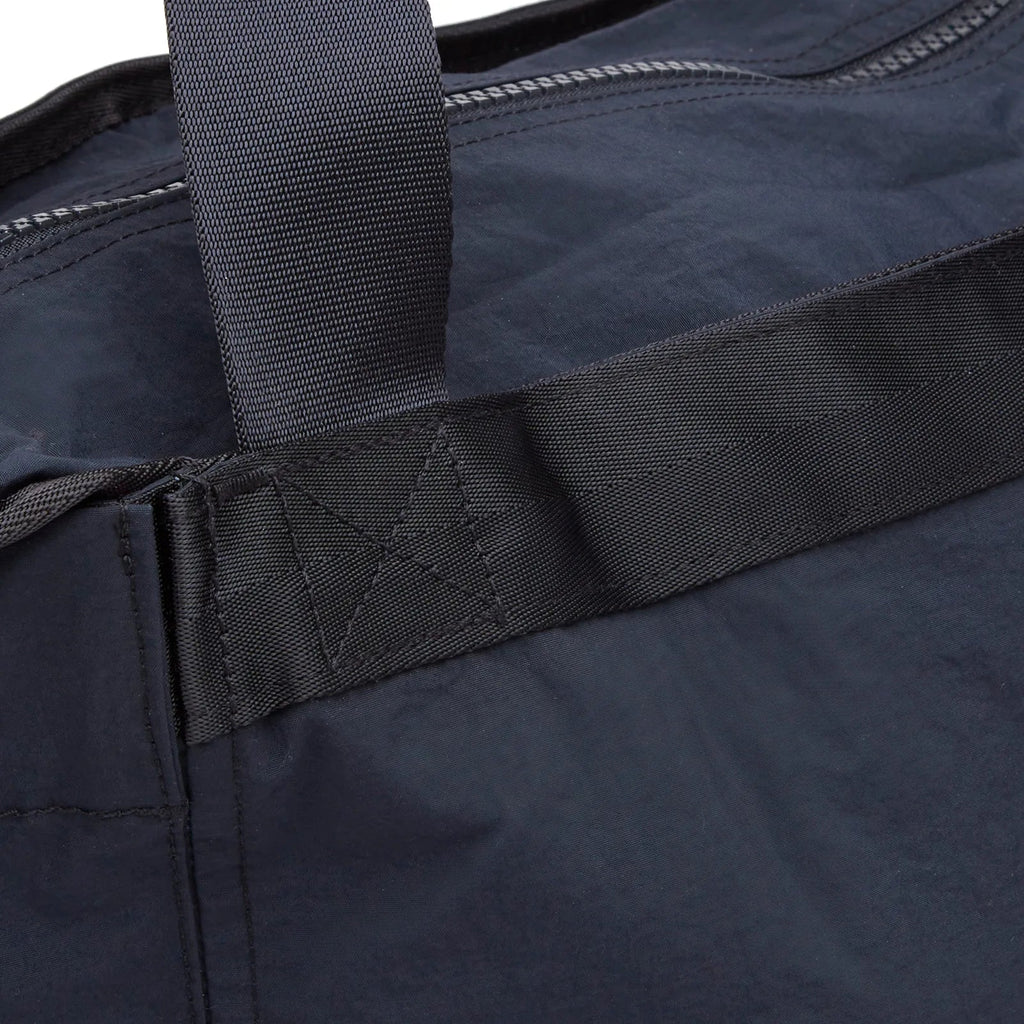 Cp Company Plain Paper Touch Zipped Logo Bag In Navy with Certilogo