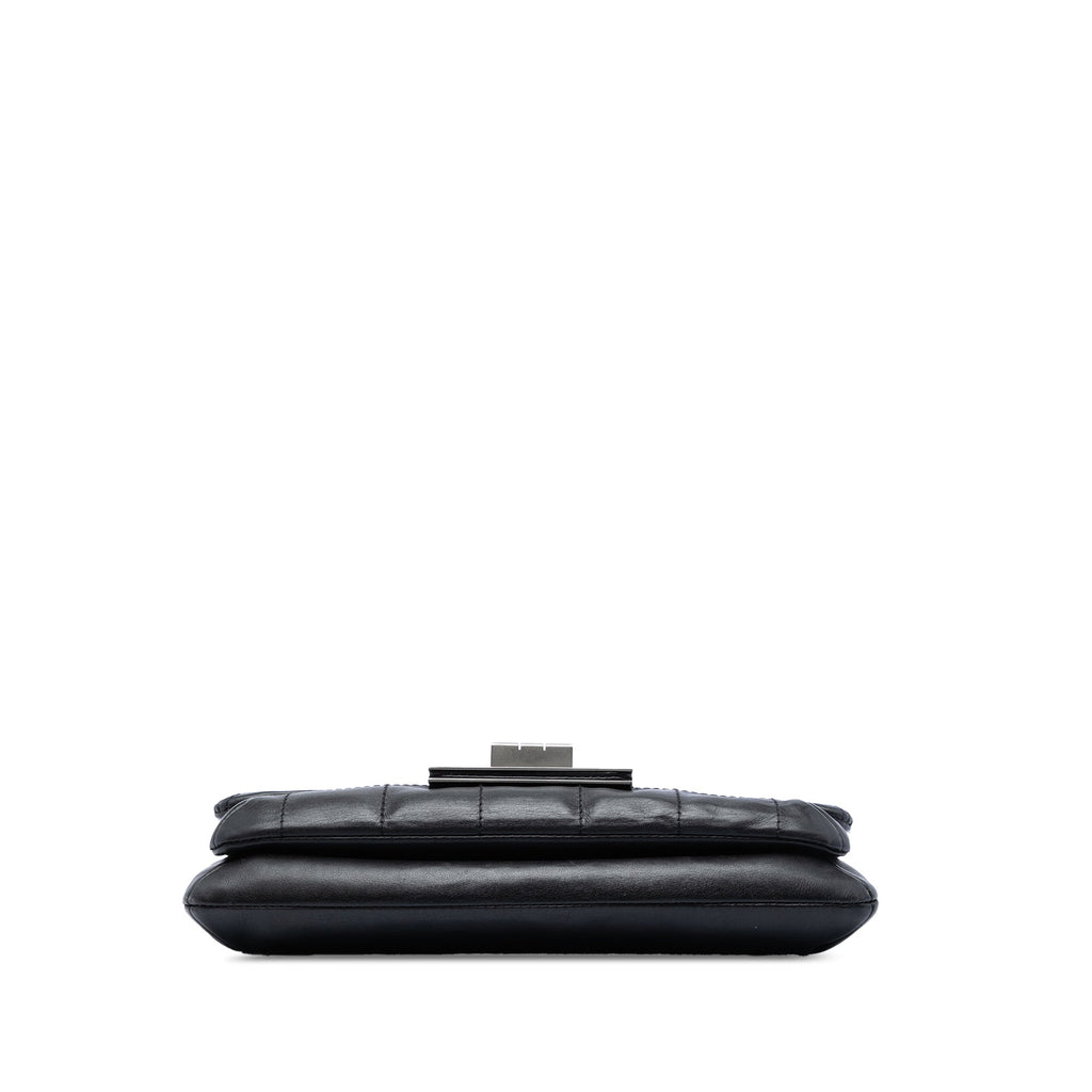 Chanel Chocolate Bar Cuir de veau Reissue 2.55 à rabat
