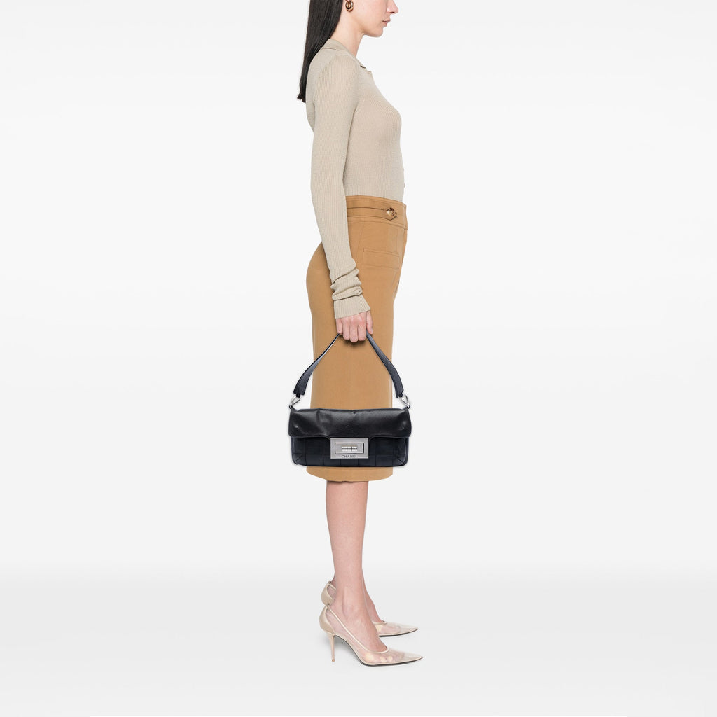 Chanel Chocolate Bar Cuir de veau Reissue 2.55 à rabat