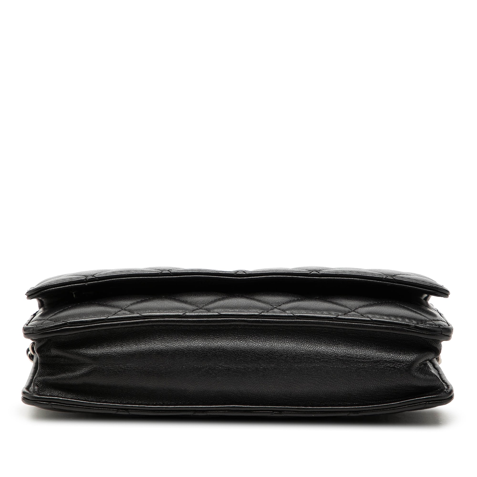 Chanel CC Matelassé Cuir d’agneau Wallet on Chain