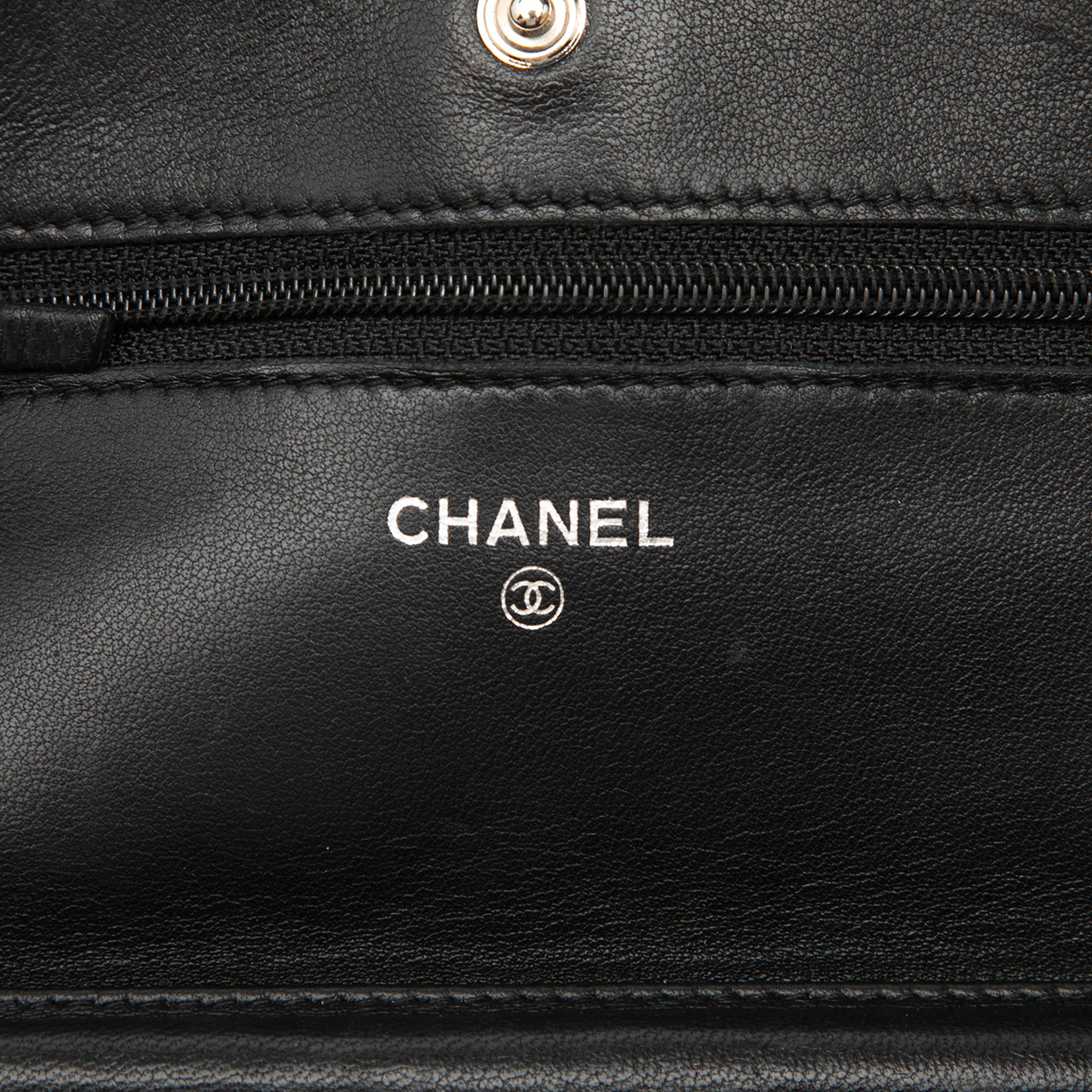 Chanel CC Matelassé Cuir d’agneau Wallet on Chain