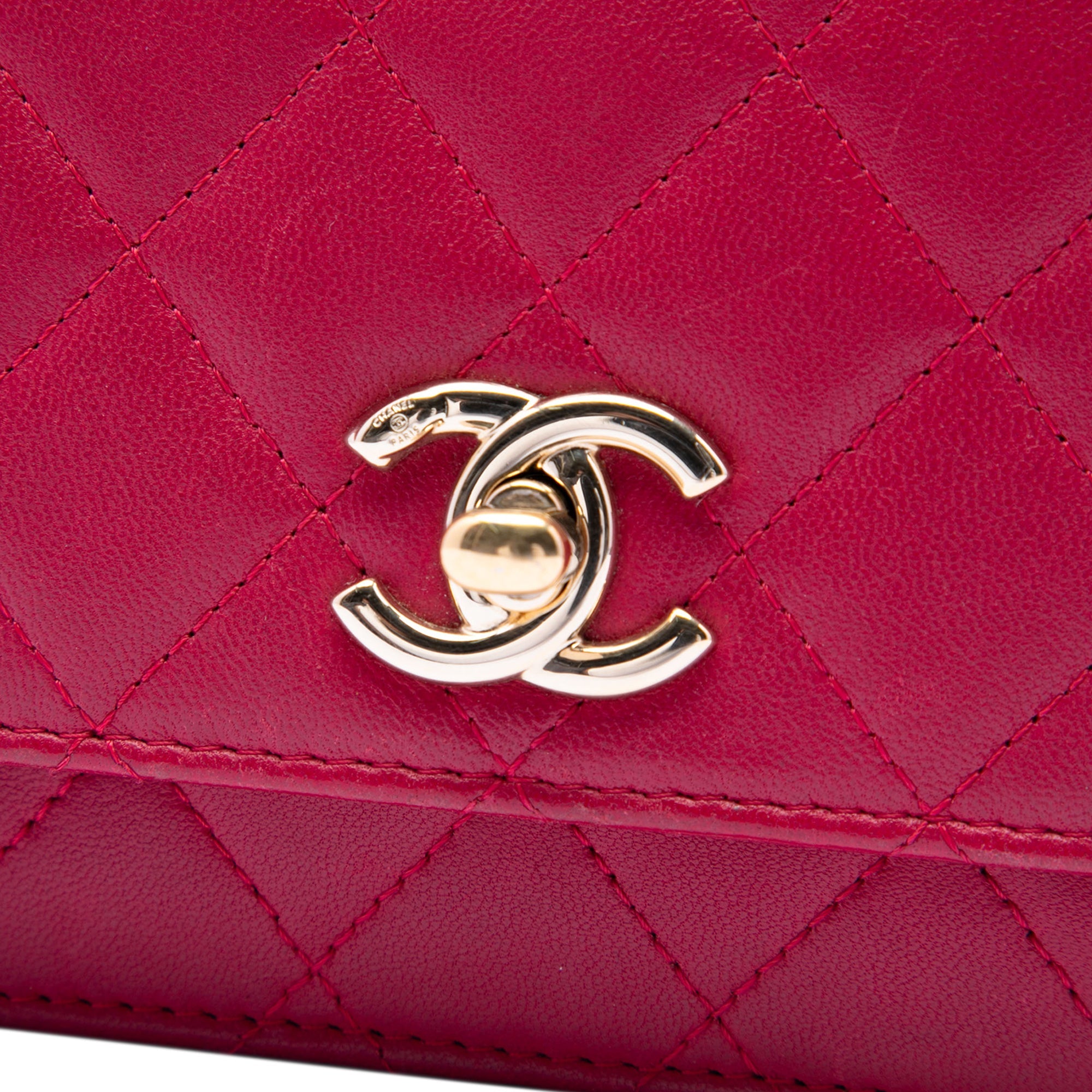Chanel Matelassé Cuir d’agneau Trendy CC Wallet on Chain