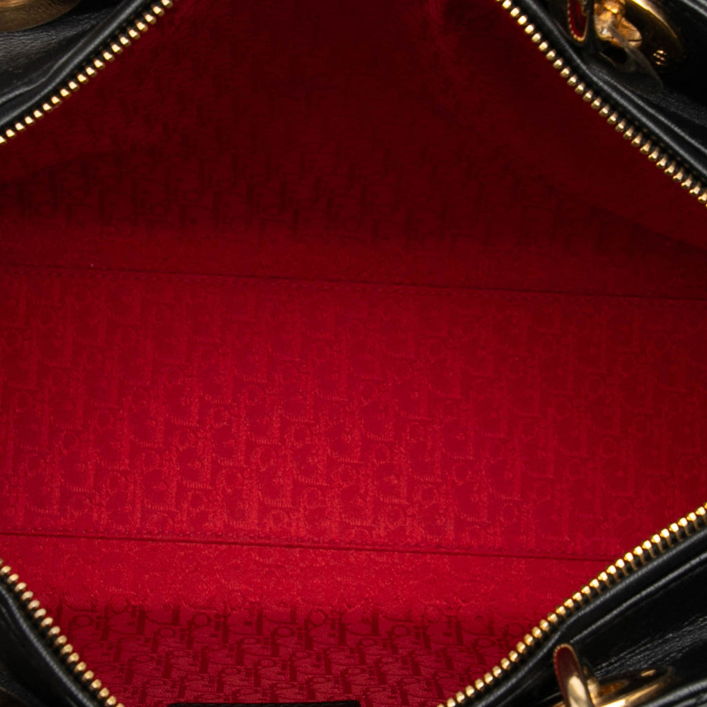 Dior Large Cuir d’agneau Cannage Lady Dior