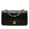 Chanel CC Matelassé Cuir d’agneau Turnlock Full Simple rabat