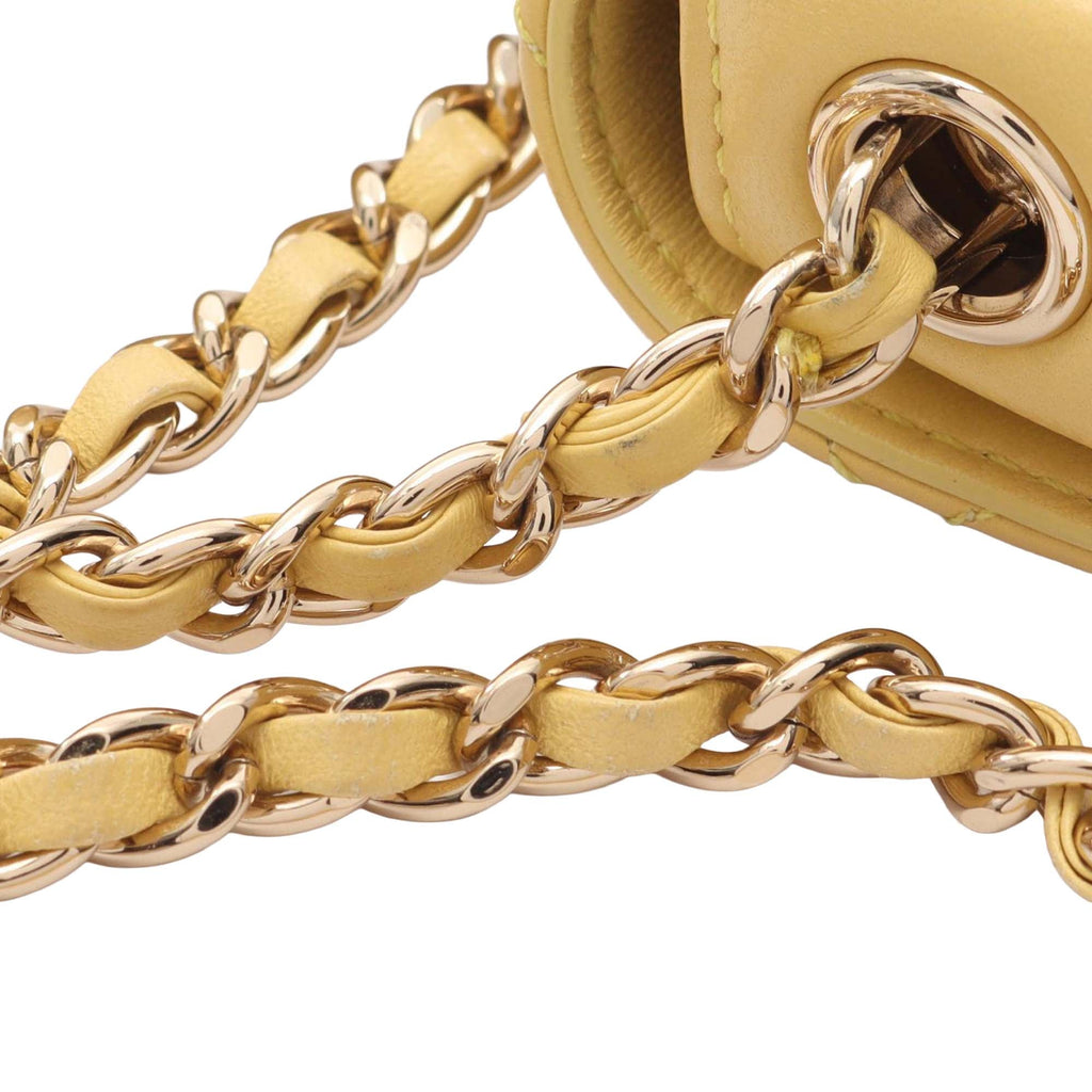 Chanel Matelassé Cuir d’agneau Side Packs à rabat