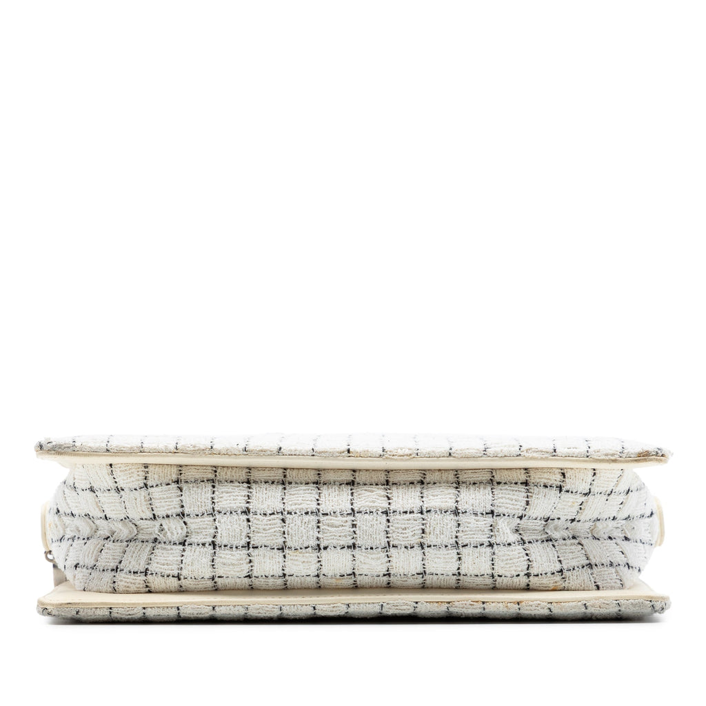 Chanel Tweed et Resin Zipped Shopping Sac