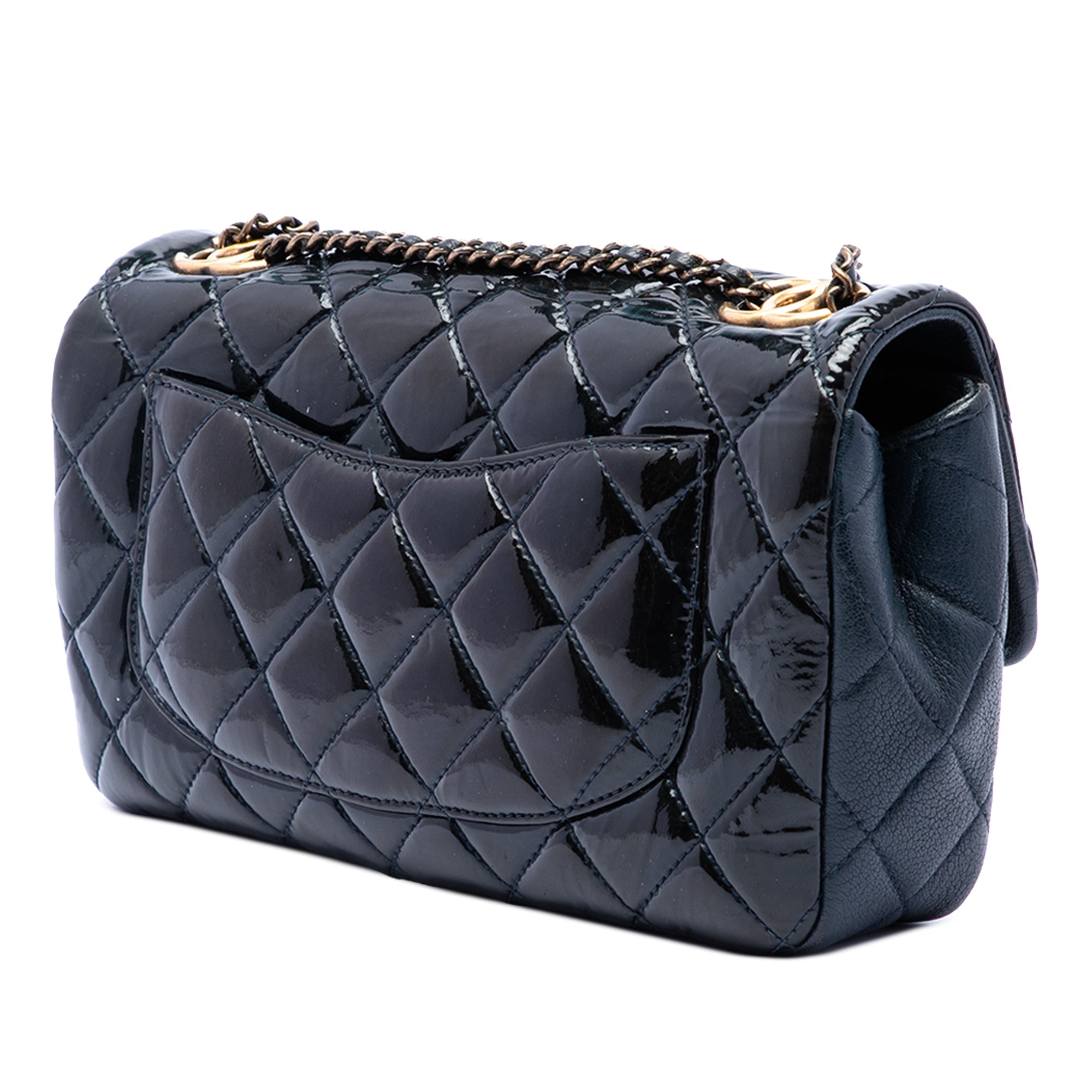Chanel Paris Salzburg Medium Cuir verni et Cuir de chèvre CC Œillets à rabat