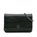 Chanel CC embossé Cuir d’agneau Camellia Wallet on Chain